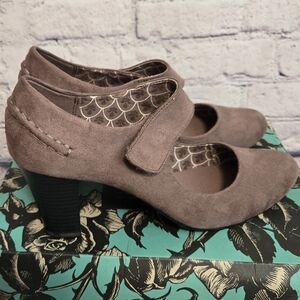 Lower East Side Pumps